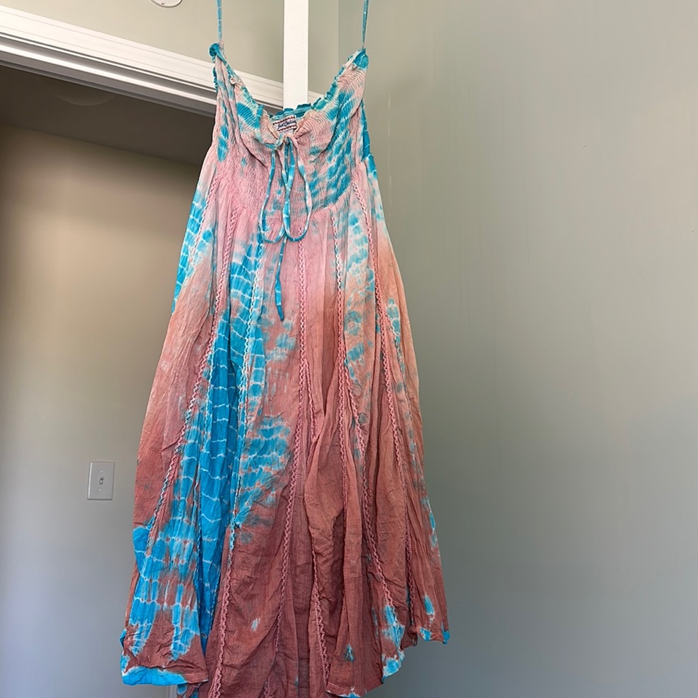 Strapless dress